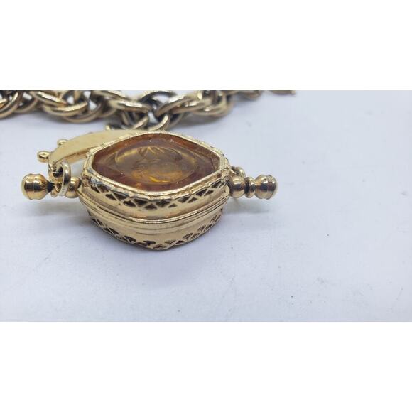 Vintage German Gold Chain Bracelet & Spinning Cameo Amber Glass Intaglio - Picture 8 of 10